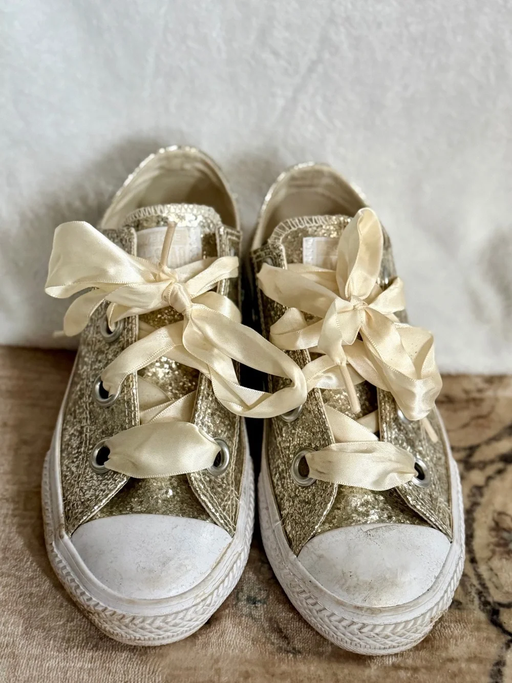Converse Kids Glitter Low-Top Sneakers in Champagne